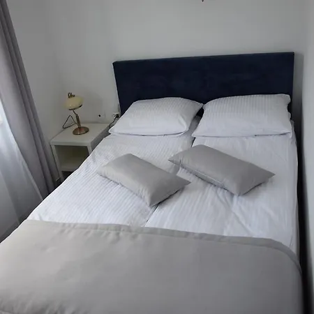 Remiza W Starej Papierni Privatunterkunft Lapino
