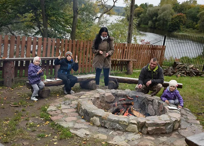 Remiza W Starej Papierni Lapino