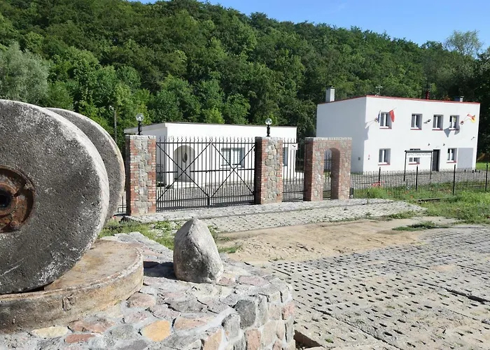 Remiza W Starej Papierni Проживание в семье *